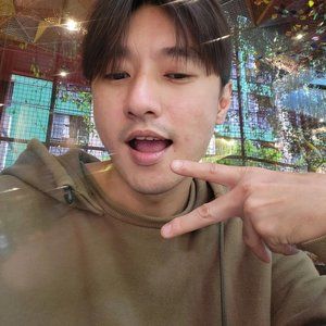 Meet your Posher, Roy